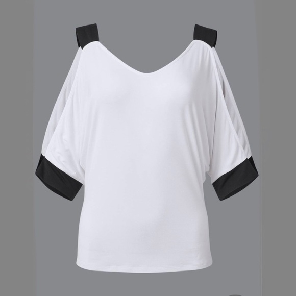 NWOT Flowy Color Block Dolman Cold Shoulder Top - Picture 6 of 16